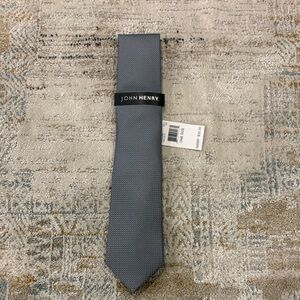 Gray Tie